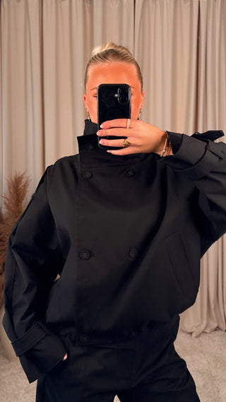 Attent barrel buxur svartar
