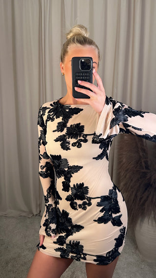 Aurora kjóll