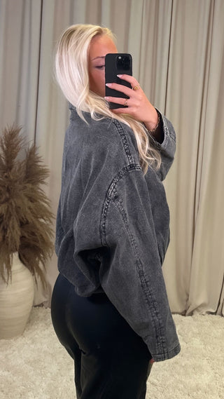 Ariana jakki grár