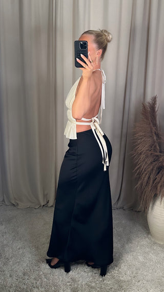 Tanya bolur