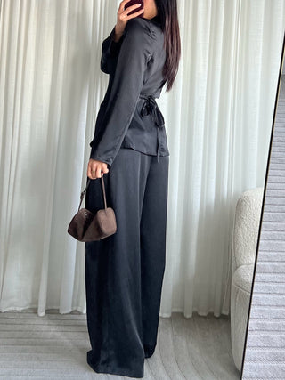 Eight satin-skyrtu jakki svartur