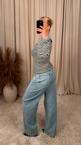Ivi stripped peysa grá