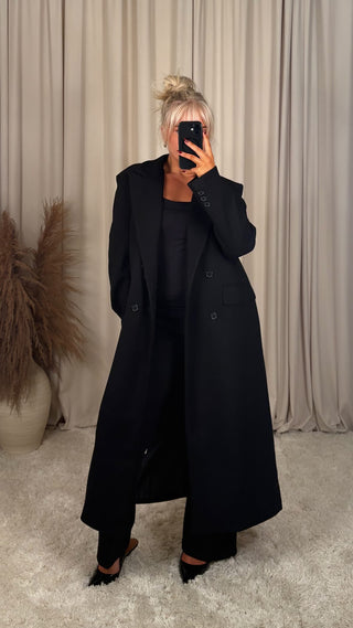 Agatha kápa svartur