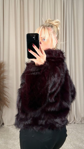 Elza pels vínrauður