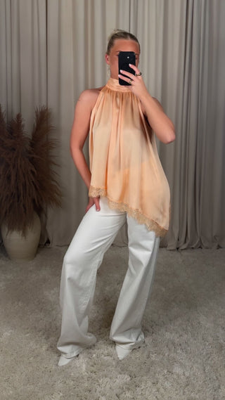 Brittney bolur orange