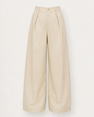 Lucy wind buxur beige