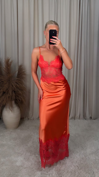Evnl satin-lace kjóll peach