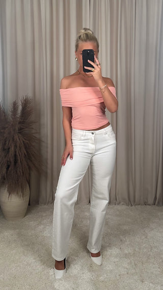 Angelina bolur bleikur