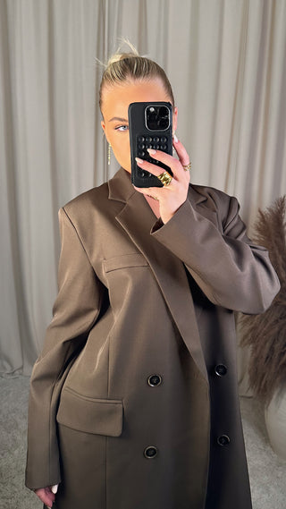 Veronica kápa Brúnn