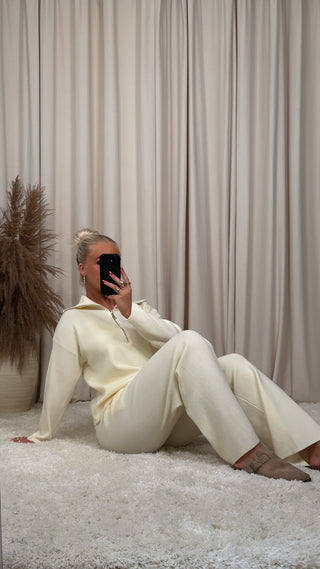 Taylor cozy sett