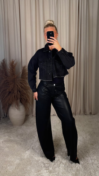 Marly cropped gallajakki svartur
