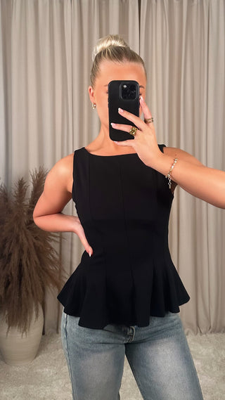 Lizzie bolur Bleikur
