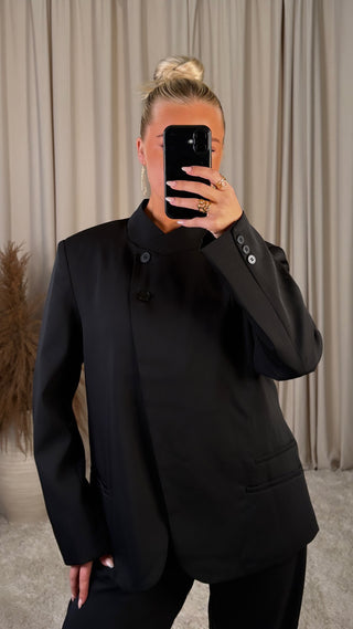 Ivi blazer jakki svartur