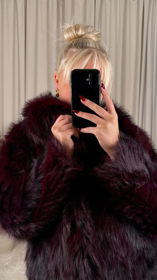 Elizabeth pels vínrauður