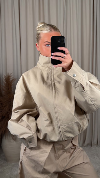 Lucy wind jakki beige