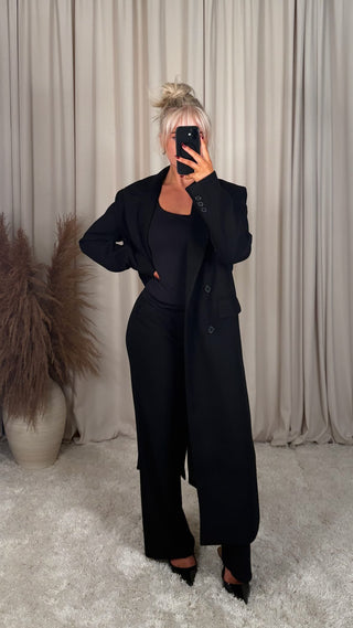 Agatha kápa svartur