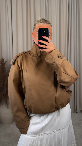 Moch oversize-sude jakki camel