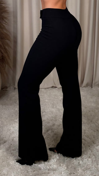 Vera dragtarbuxur svartar